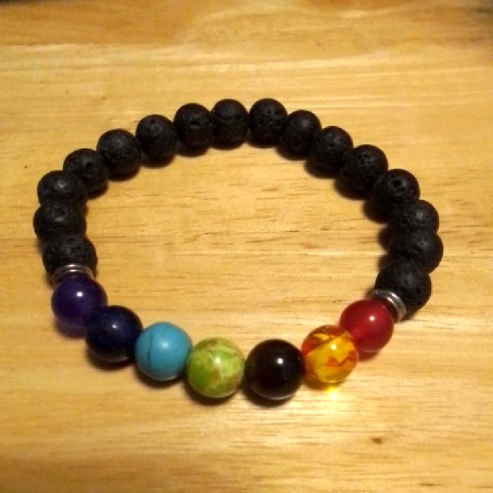 NWT SEVEN CHAKRA LAVA ROCK BRACELET, STRETCHABLE 7-1/2" DIAMETER